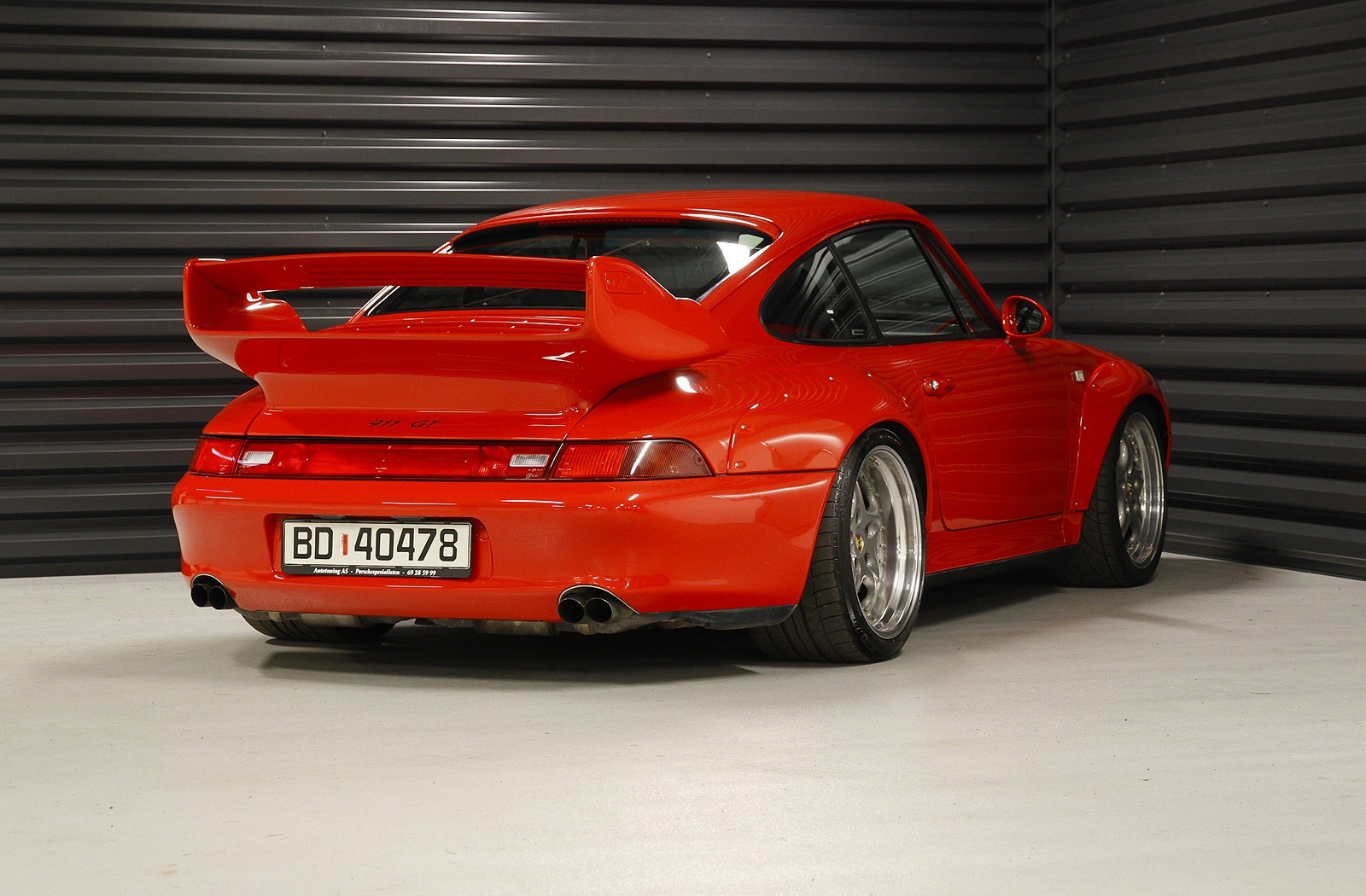 Фото